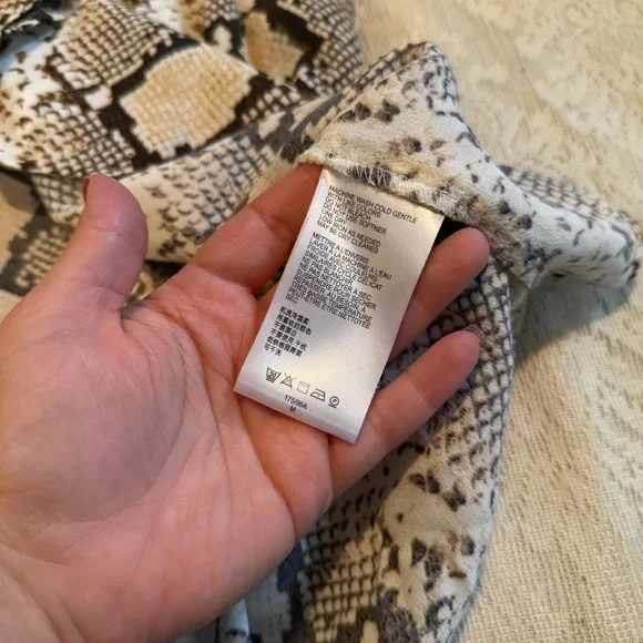 Maeve by Anthropologie Juno Snakeskin V-neck dress - Picture 7 of 10